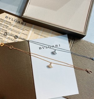 불가리 디바스 드림 팔찌 (컬러 로즈골드, 화이트골드)