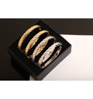 샤넬 코코 크러쉬 팔찌 17CM (컬러 엘로우골드, 화이트골드)