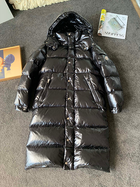 몽클레어 히노베리안 롱패딩 (남성용)