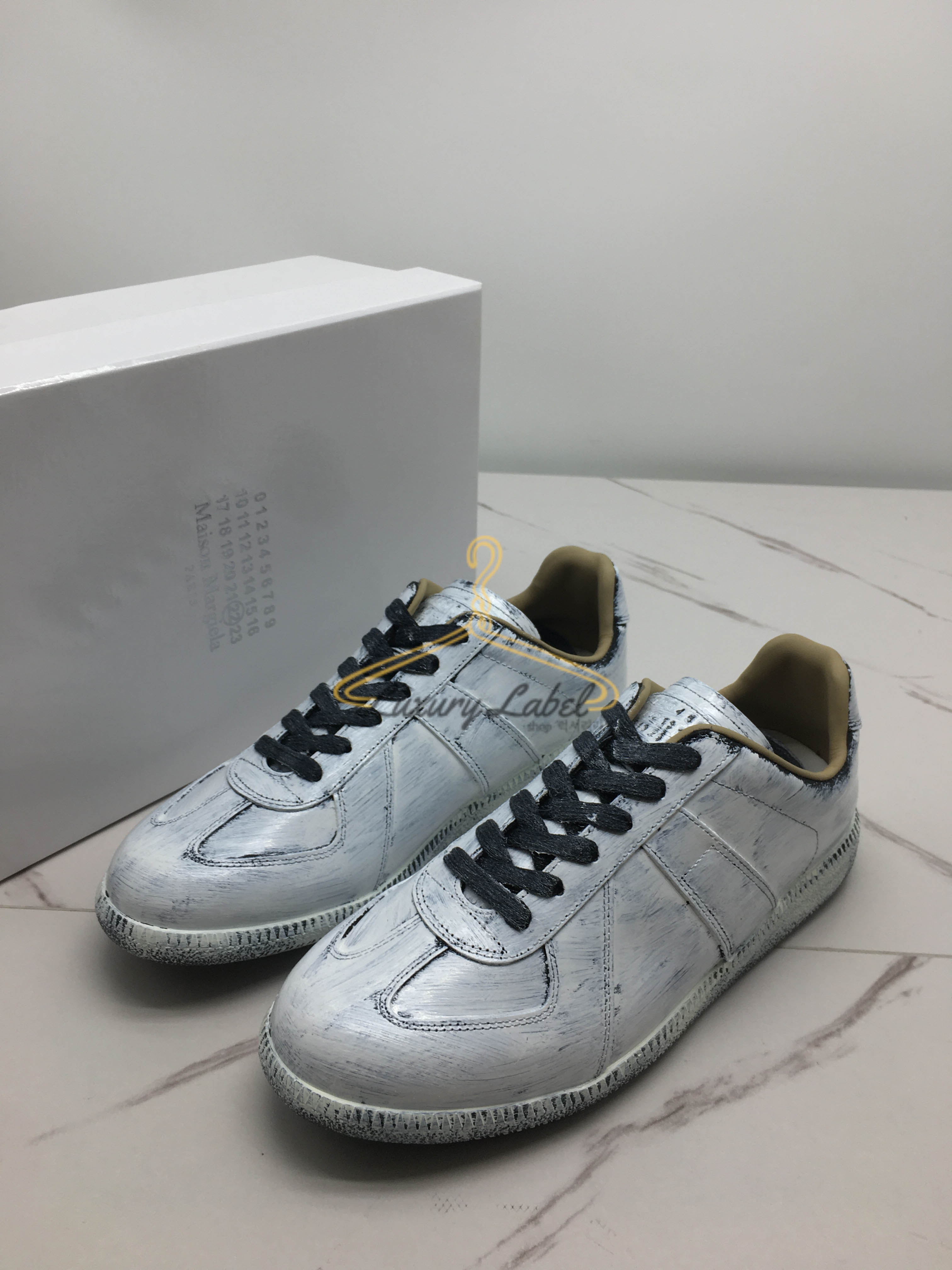 메종 마르지엘라 mm6 독일군 (남녀공용)