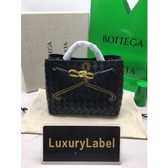 보테가베네타 24ss 안디아모 스몰 743568 (컬러 블랙)