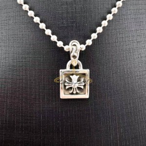 크롬하츠 ch 마티스 크로스 프레임 펜던트