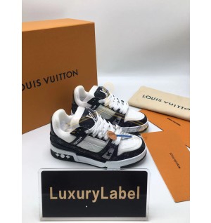 루이비통 트레이너 스니커즈 (남녀공용)