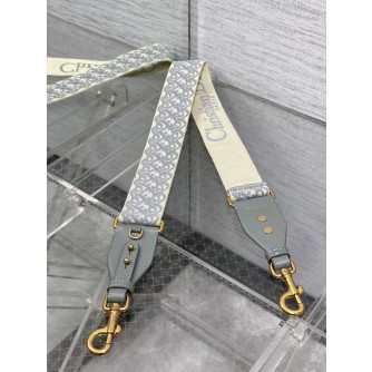 디올 스트랩