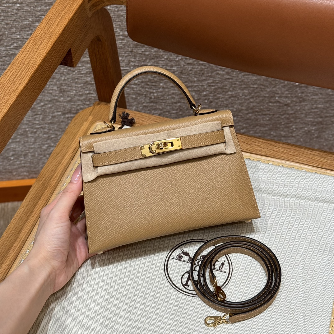 에르메스 미니 켈리백 2세대 올수공 (컬러 차이) (버클 금장)