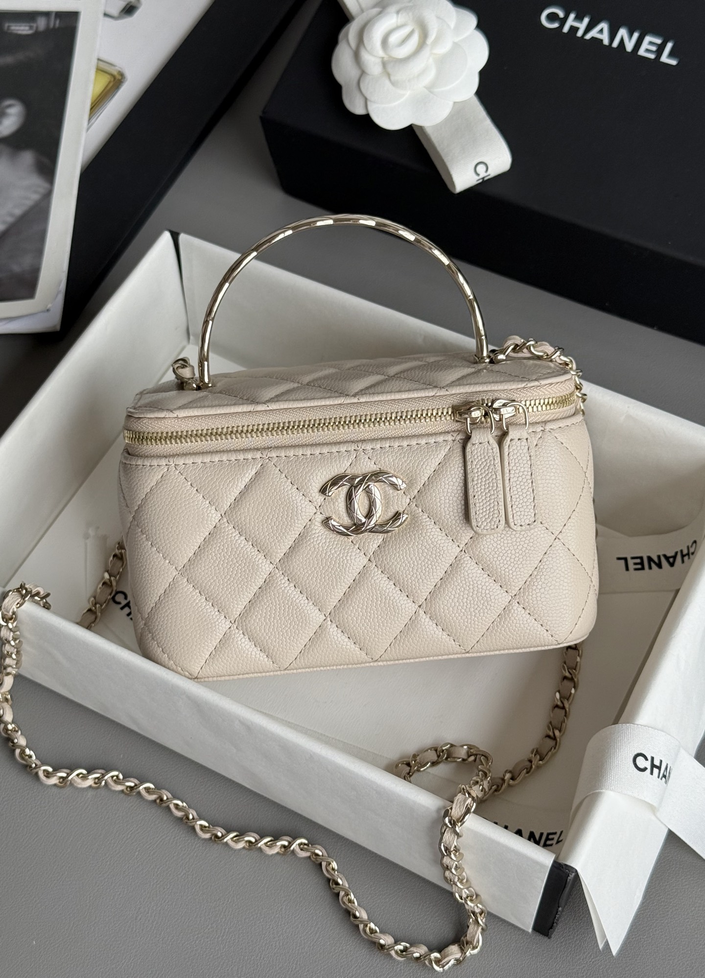 샤넬 23K 탑핸들 베니티 (스틸 토트백)