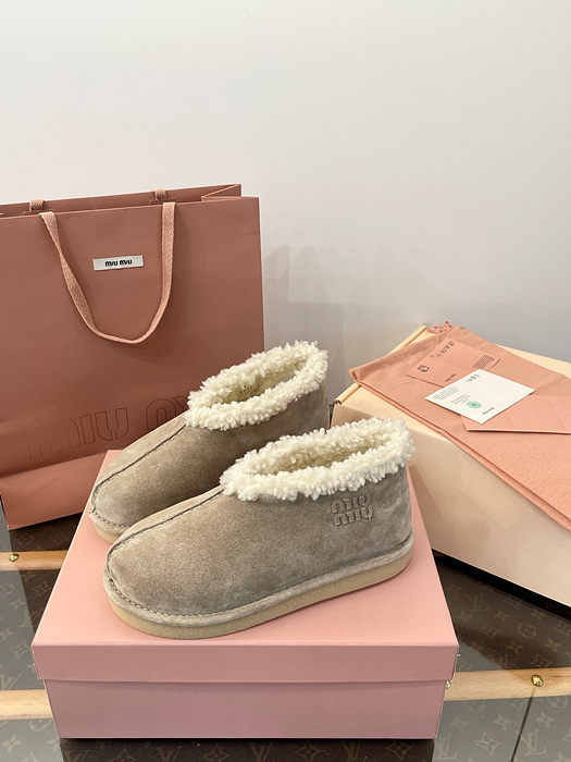 미우미우 스웨이드 시어링 부티