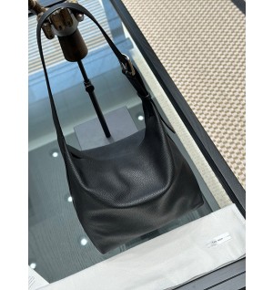 더 로우 이사백 (컬러 블랙)