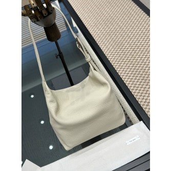 더 로우 이사백