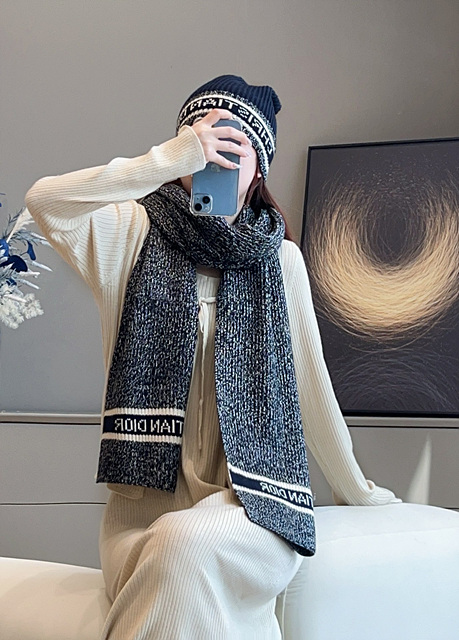 디올 오블리크 로고 니트 비니 & 머플러