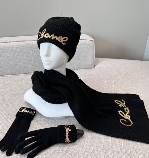 샤넬 캐시미어 골드 스크립트 비니 / 장갑 / 머플러