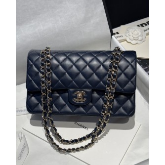 샤넬 클래식 램스킨 미디움 25.5cm